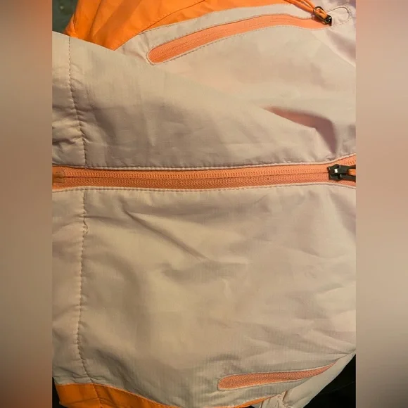 new balance windbreaker - Picture 5 of 5